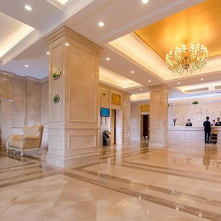 Vienna Hotel Shenzhen Shuiku New Village Luaran gambar